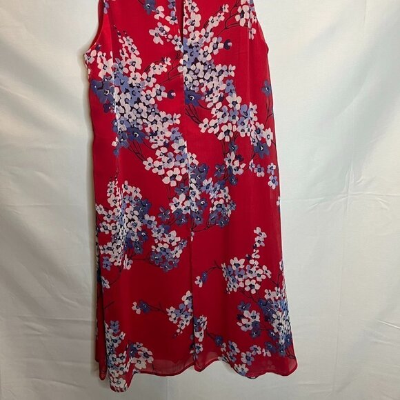 ⭐️ Tommy Hilfiger Floral Dress- size 6 - Picture 4 of 6
